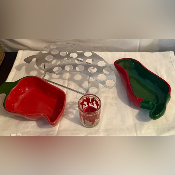 Chili Pepper serving/dip dishes & 🌶️ stainless steel cooling rack. - Picture 7 of 17
